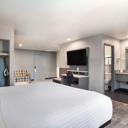 ทราเวลลอดจ์ บาย วินด์แฮม อูไคยาห์ Hotel ยูไคอาห์ ภายนอก รูปภาพ