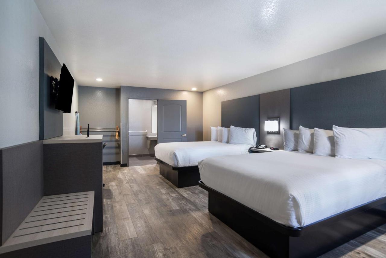 ทราเวลลอดจ์ บาย วินด์แฮม อูไคยาห์ Hotel ยูไคอาห์ ภายนอก รูปภาพ